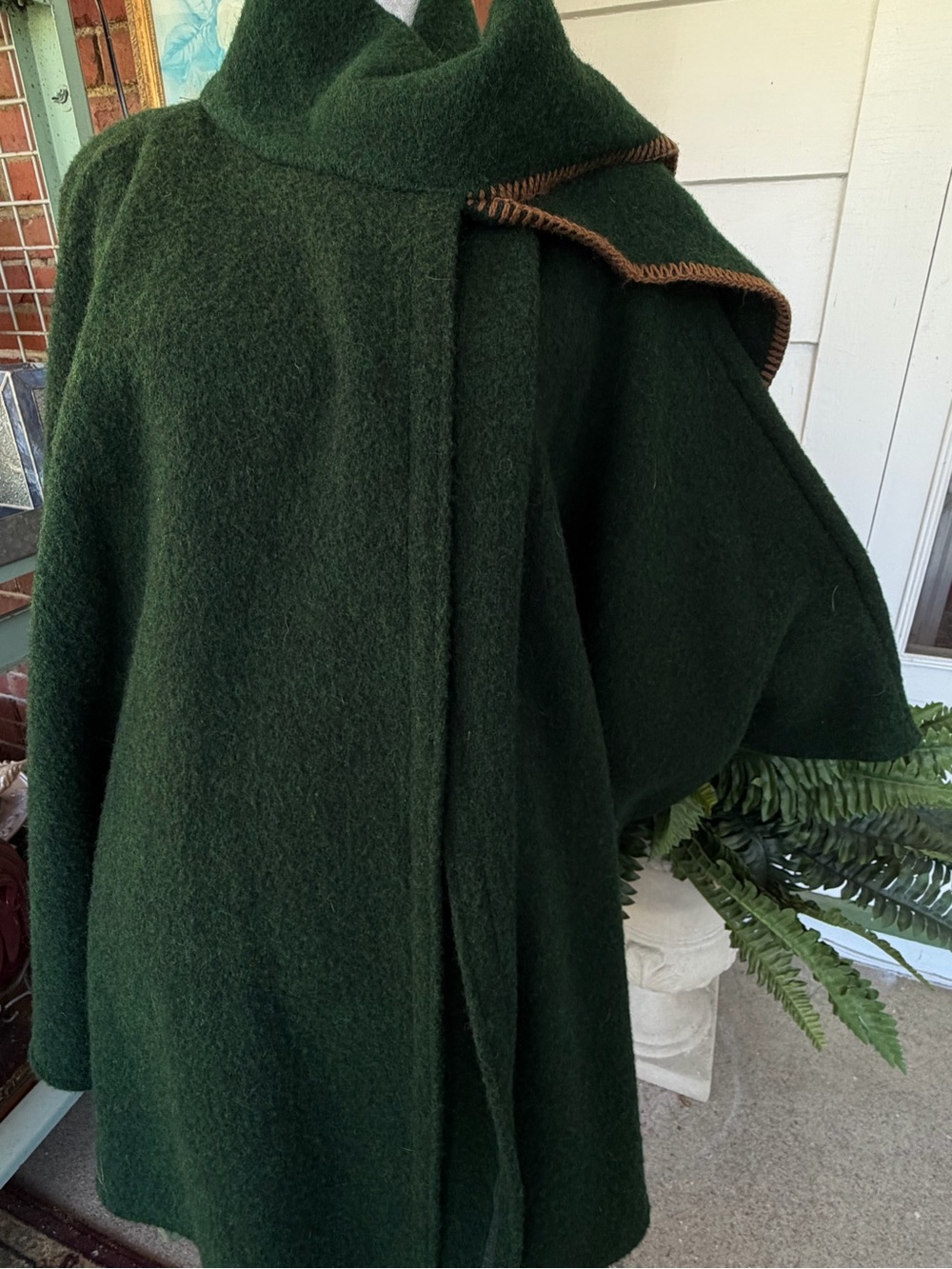VTG Wool Shawl-Collar Cape with Contrast Trim by The Sheep Shop